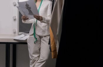 Exploring a Career as a Fashion Designer in the USA