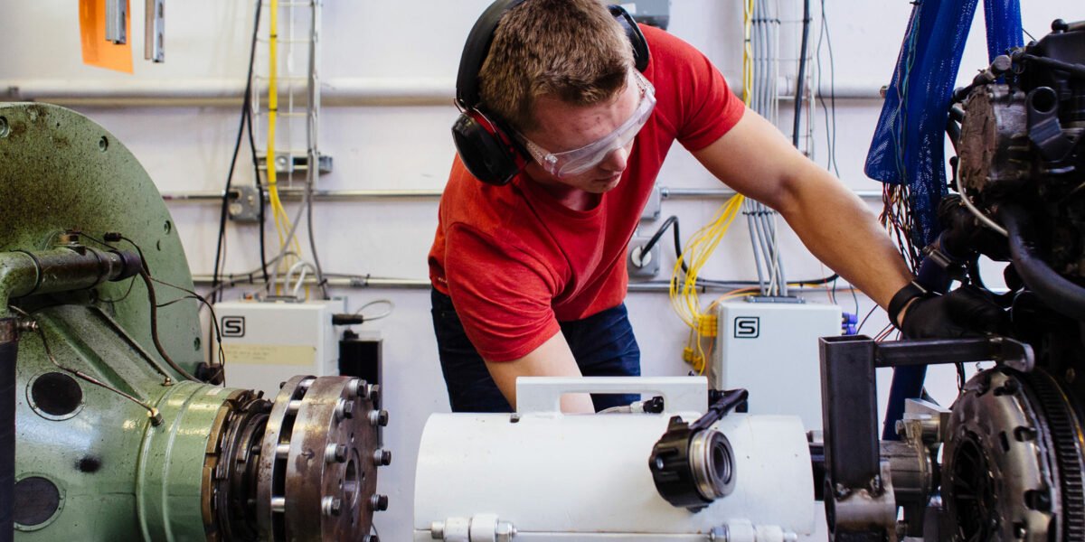 Exploring the Mechanical Engineer Career Path in the USA Exploring the Mechanical Engineer Career Path in the USA