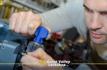 Unlocking Future Opportunities: A Career Overview of Locksmiths